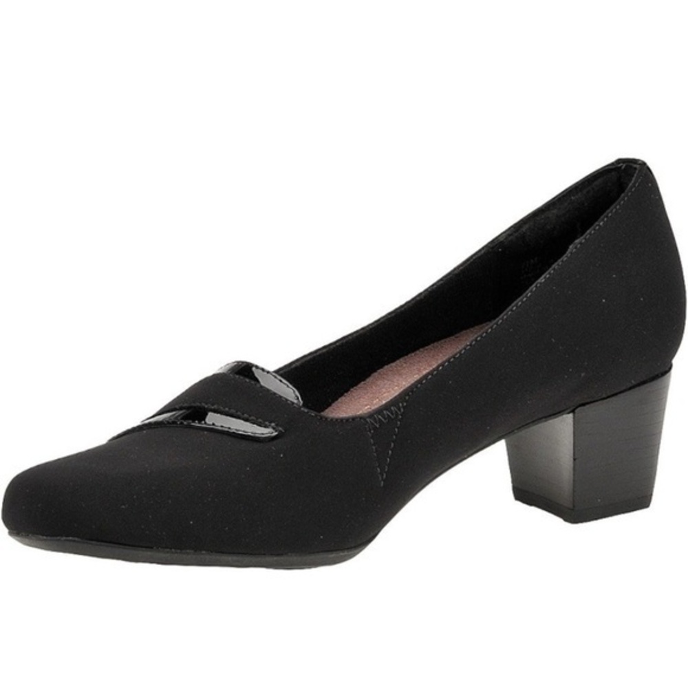 Like New! Clarks Ortholite® Leather Everyday Levee Delta pump, 9.5, MSRP $149